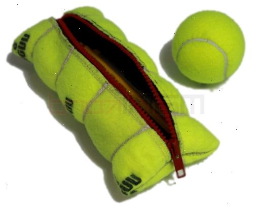 Hvordan finne nye bruksområder for gamle tennisballer. Sett gamle tennisballer til god bruk rundt huset.