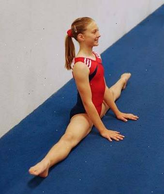 Hvordan begynne å lære gymnastikk. Forstå at gymnastikk er både en fysisk og følelsesmessig krevende sport som krever en fleksibel, sterk kropp.